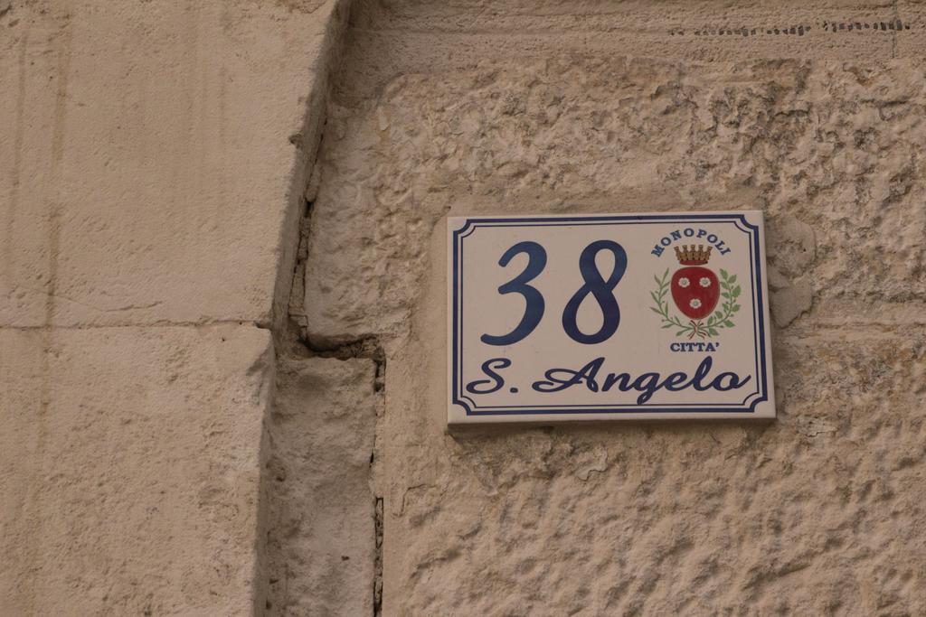 Palazzo Manfredi - Bed And Breakfast Monopoli Exteriör bild